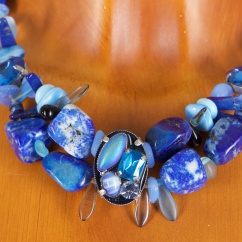 6715/K1  Halskette mit blauen echten Mineralsteine